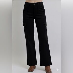 New Judy blue black wide leg cargo jeans stretchy! 3/26 5/27 7/28 9/29 11/30